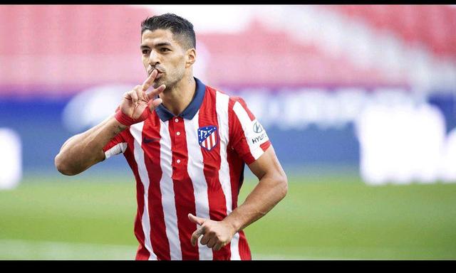 扎金花实战技巧：如何通过“弃牌频率”建立你的稳健形象并完成致命偷鸡？（扎金花实战策略：通过合理弃牌率树立稳健形象，精准时机完成致命偷鸡）